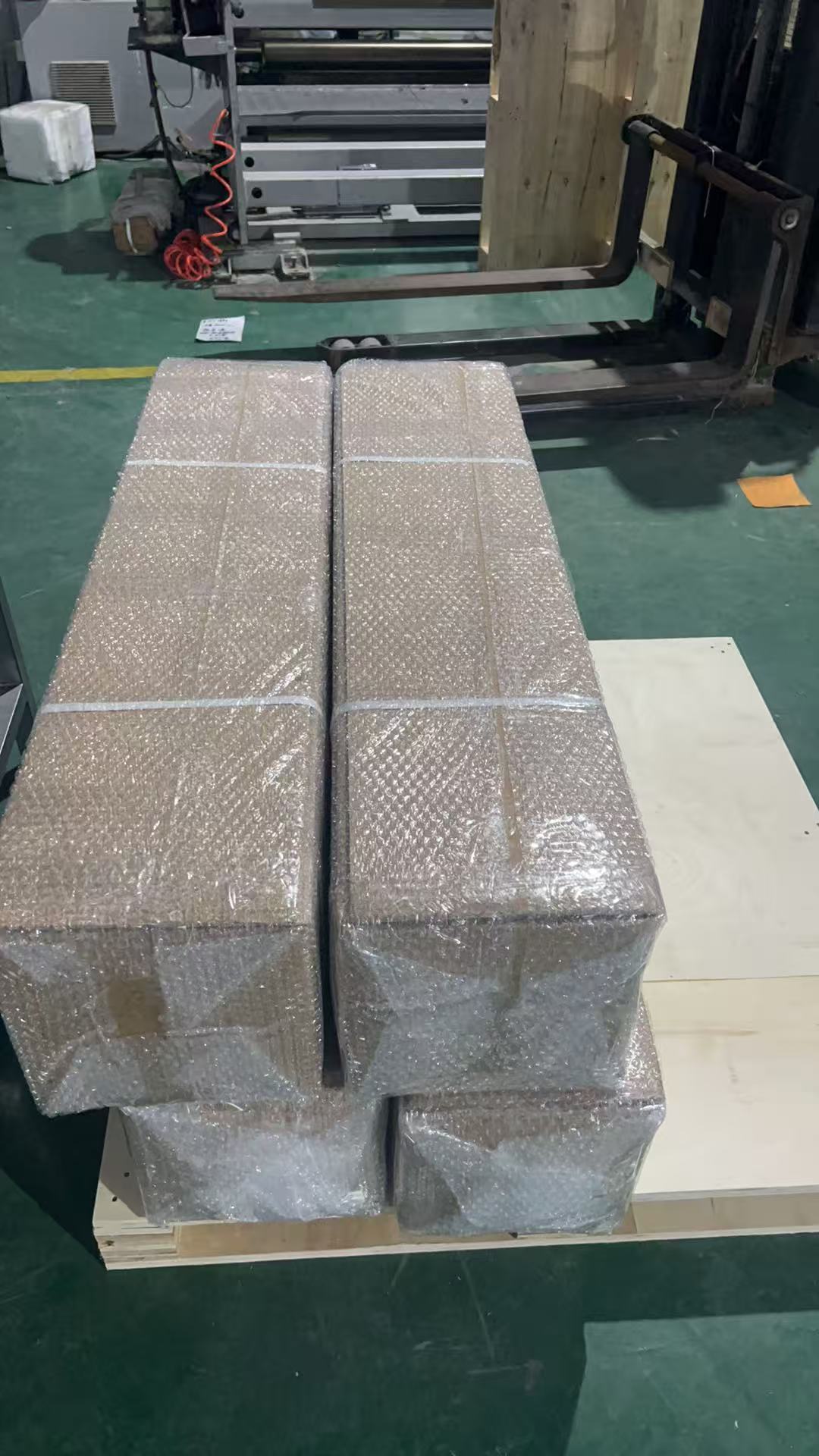 Últimos blogs de la empresa sobre 1000 pic de tela de fibra de vidrio de silicona