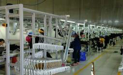Sistema vertical de la ejecución de la ropa del transportador del PLC SS de Warehouse
